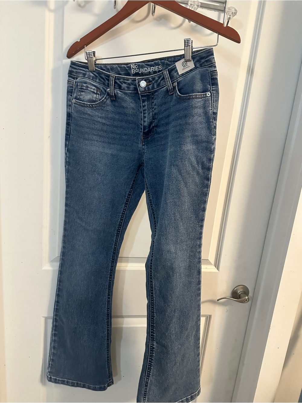 No Boundaries Women's Medium Blue Wide Leg Jeans